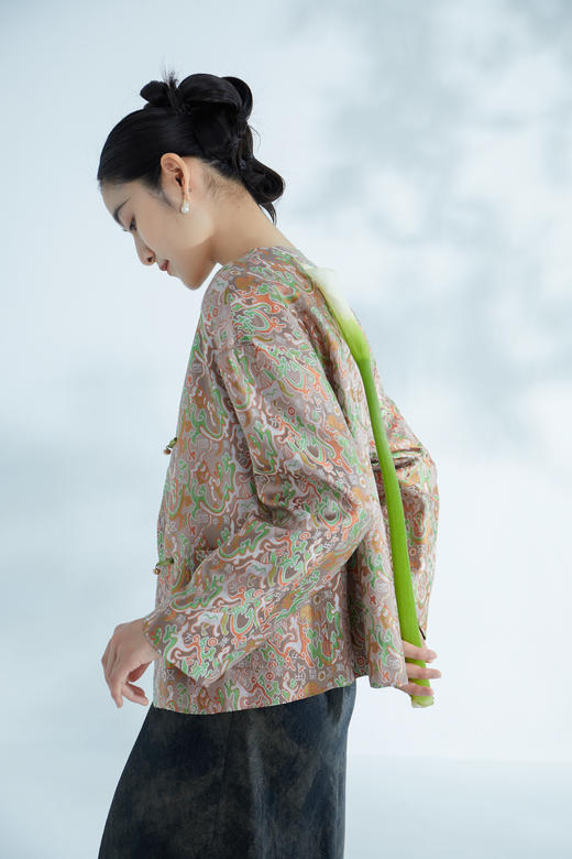 荷言GL 大国风采 五星出东方利中国提花织锦吉祥纹外套 商品图5