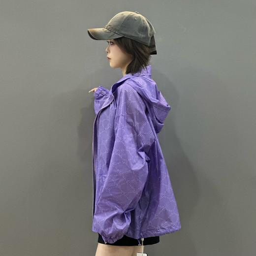 MC连帽满印长袖风衣外套50401（紫）夏季952010720321 商品图2