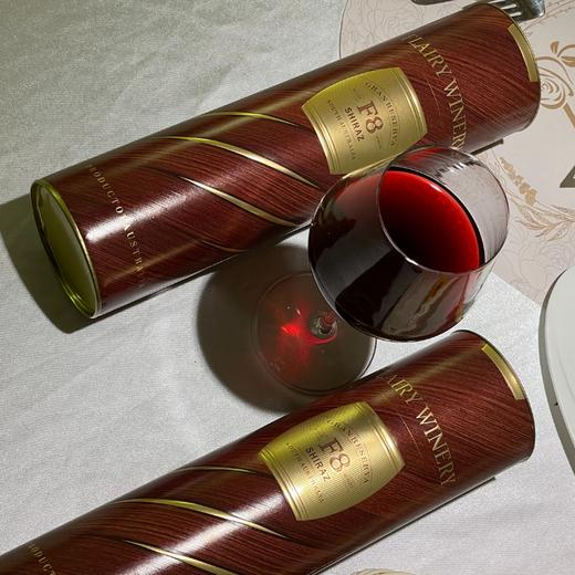 F8珍藏橡木桶西拉干红葡萄酒 | 澳大利亚百年酒庄（快利酒庄）、有机产品认证证书、高端红木纹圆柱包装 商品图0