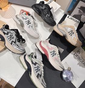 虞书欣 张凌赫都在穿curve！颜值真的太高了，MLB25夏季新款流浪鞋老爹鞋