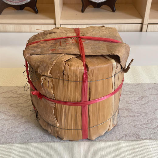 2005年勐海茶厂501白布条7542 烟香好仓真品 白布条版面比较多只认内票有限责任公司  随机发货 品牌明星茶支持鉴定真品好茶 商品图1