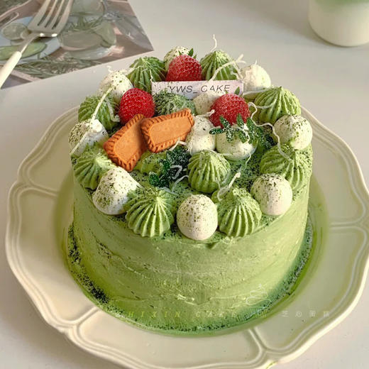 【抹茶莓梦】喜欢抹茶清新甜美，梦在口中实现--水果夹心生日蛋糕 商品图0