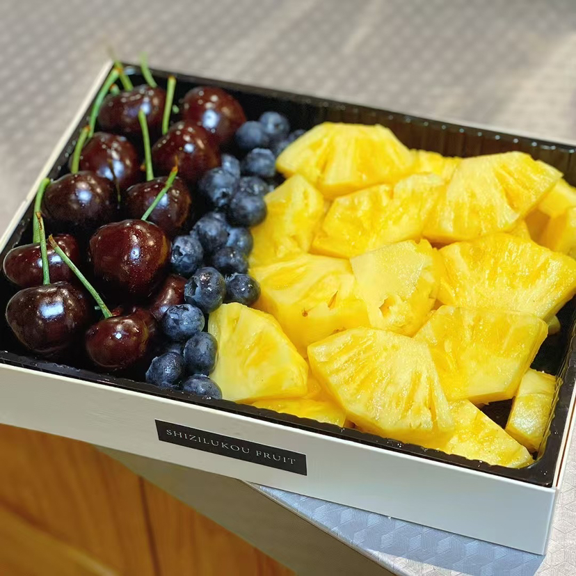 豪华果切 凤梨➕大樱桃➕蓝莓