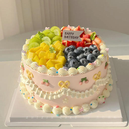 【水果四宫格】水果色彩斑斓-水果夹心生日蛋糕 商品图0