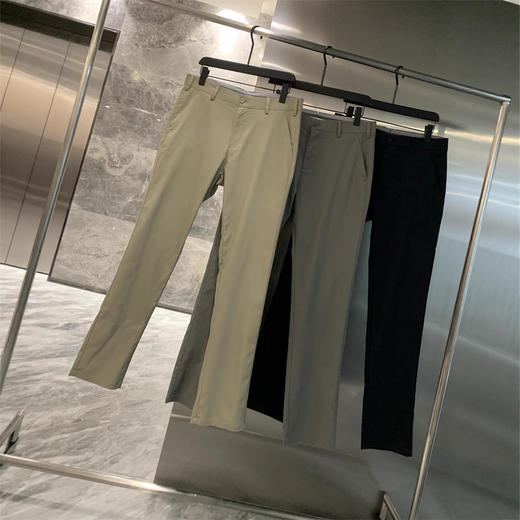 莱赛尔棉混纺！光泽感十足！2025薄款夏季丝滑垂坠男士商务休闲裤！ 商品图3