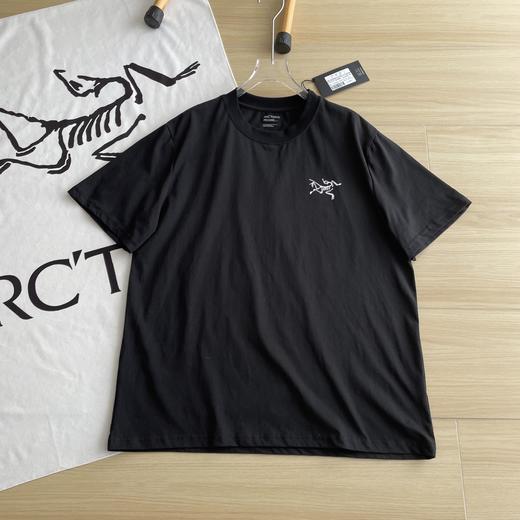 点此购买 始祖鸟夏季经典大鸟印花男女款短袖T恤 cp 316770 商品图3