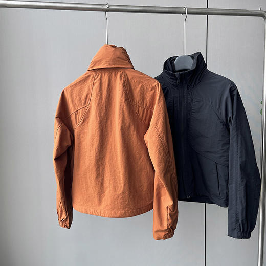 洛诗琳12649新款设计感隐藏帽两穿短款夹克外套女816 商品图3