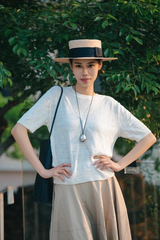 【高品质私服】【ED汉麻轻薄针织衫短袖上衣】H型宽松版型，满足日常休闲与通勤穿搭G1355-CC【无标出货 介意慎拍】 商品图1