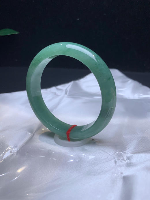 612769，57 绿底色正圈，满圈带绿底色，条形可以，干净 商品图2