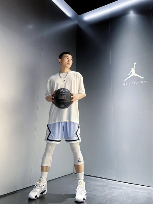 清仓   做独家！新配色，得物销量冠军！四色！ Airjordan美式短裤 球星郭艾伦同款飞人运动篮球短裤 男女同款 ~ 商品图1