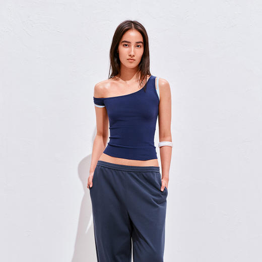 NUTH撞色斜肩假两件弹力针织吊带上衣女 商品图5