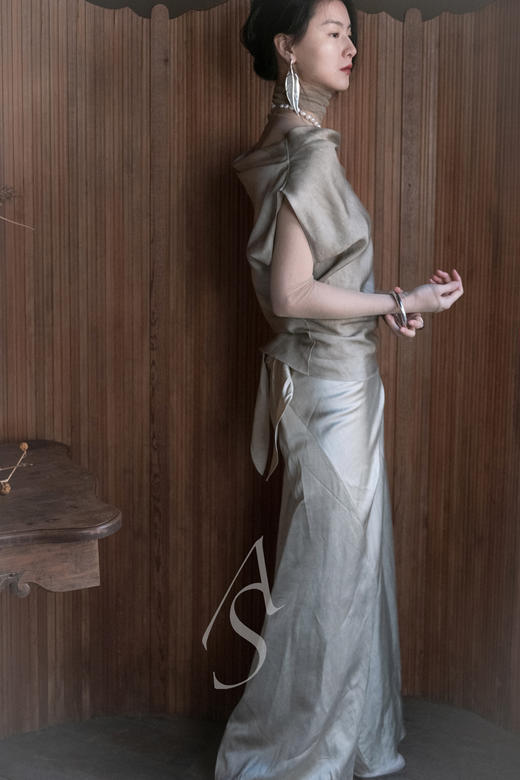 Cortana  鼠尾草绿PAZ缎光围裹式半裙 商品图1