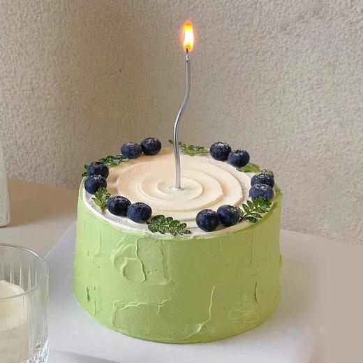 【抹茶蓝莓】绿色为主调蓝莓点缀清新自然--水果夹心生日蛋糕 商品图0
