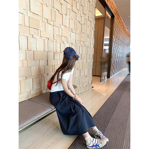 <曾小咸推荐>日系2色a字宽松显瘦高腰半身裙 商品图4