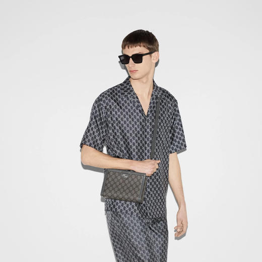 GUCCI 古驰 男士 Ophidia系列 Supreme帆布超迷你单肩包 混色 795467 UULBN 1244 商品图3