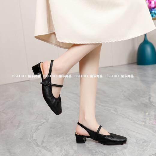 新品女士牛皮中空鞋829B52552（W） 商品图3