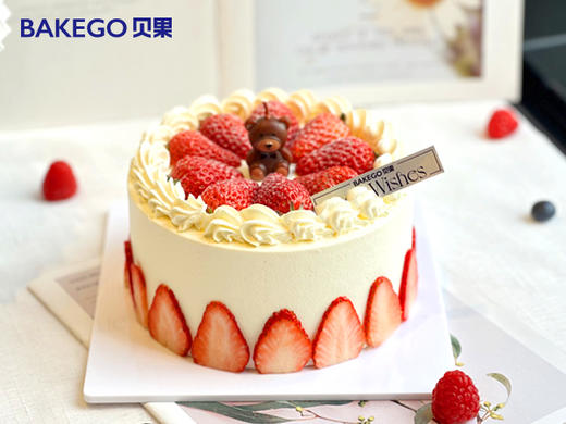 《草莓萌熊》水果生日蛋糕 商品图0