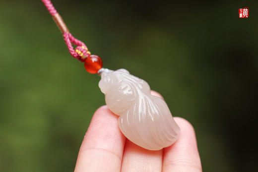 和田藕粉玉金鱼吊坠 配精美挂绳 商品图5