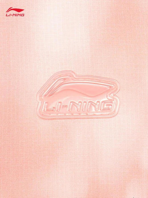李宁（LI-NING）防晒宽松运动风衣女子晕染满印连帽外套夹克AFDU374 商品图8