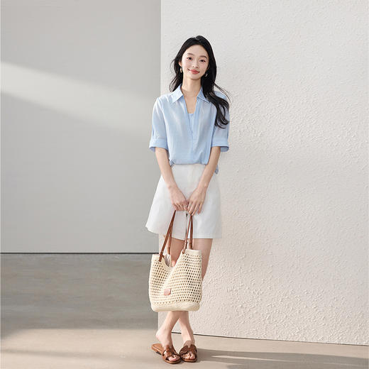 熙世界假两件蓝色衬衫女短袖2025夏季新款法式设计感气质翻领上衣 商品图3