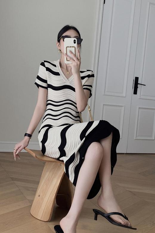 ANSUABEL 高级气质条纹针织连衣裙 18239 商品图3