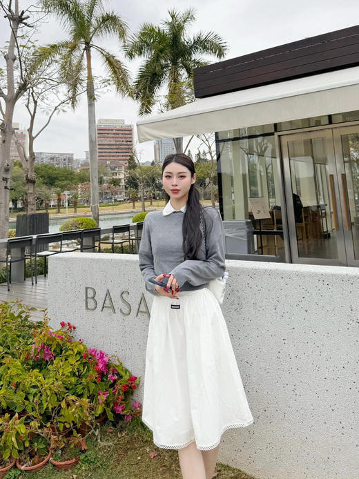 缪缪 25早春学院风白色半裙（TM） 商品图3