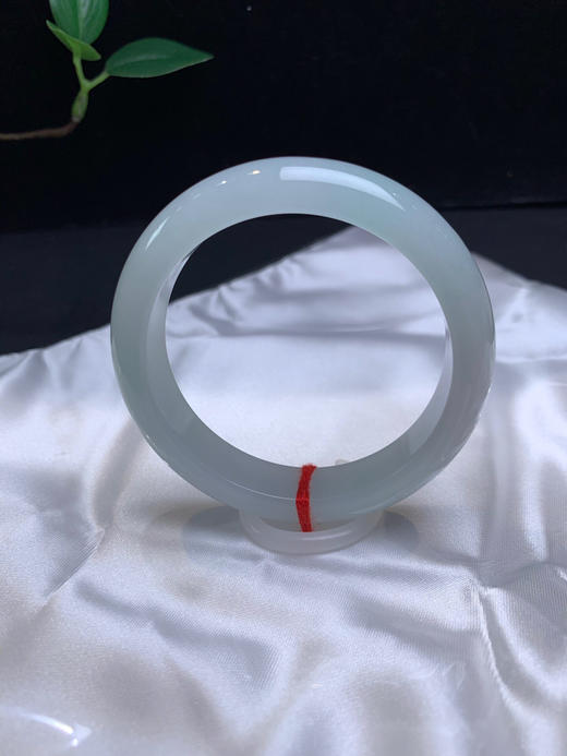 612775，51.8清新正圈手镯，清新细腻，底妆清新均匀 商品图3