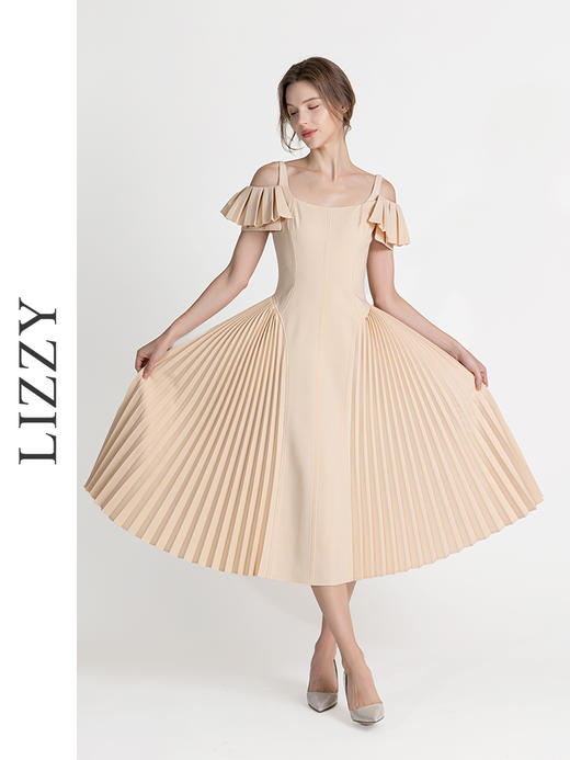 LIZZY法式赫本风露肩气质轻奢飞袖百褶大裙摆礼服宴会连衣裙8054 商品图1