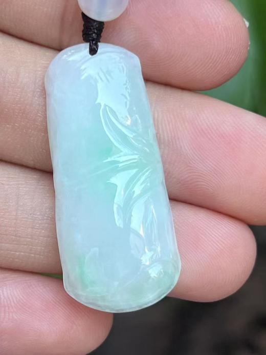 【云意轩翡翠】编号：9404 白底青翡翠竹节  天然翡翠 附证书 商品图1