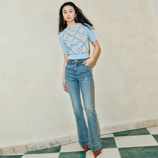 甜美复古感藤蔓菱形格水钻套头毛衫女(货号:MC85SW024B2001) 商品图1