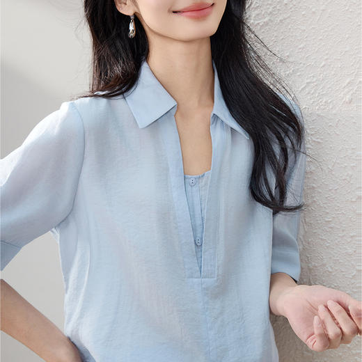 熙世界假两件蓝色衬衫女短袖2025夏季新款法式设计感气质翻领上衣 商品图1