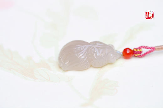 和田藕粉玉金鱼吊坠 配精美挂绳 商品图3