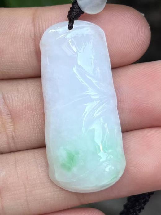 【云意轩翡翠】编号：9401 白底青翡翠竹节  天然翡翠 附证书 商品图1