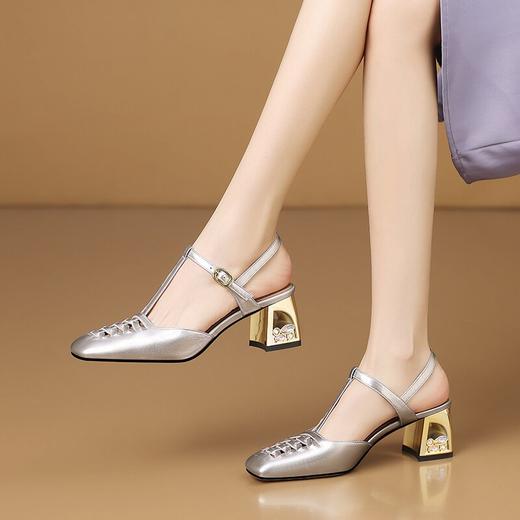 【预售5天】优雅气质时装鞋夏季新款女鞋方头粗跟高跟鞋镂空搭扣包头后空凉鞋HY&H3655 商品图3
