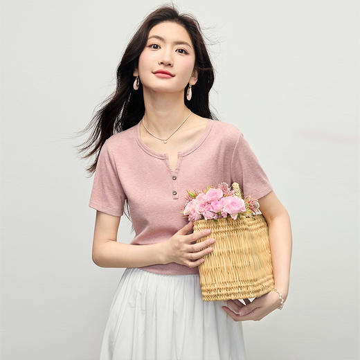 【专属特价】熙世界气质正肩粉色T恤短袖女2025夏季新款基础百搭休闲体恤上衣 商品图3