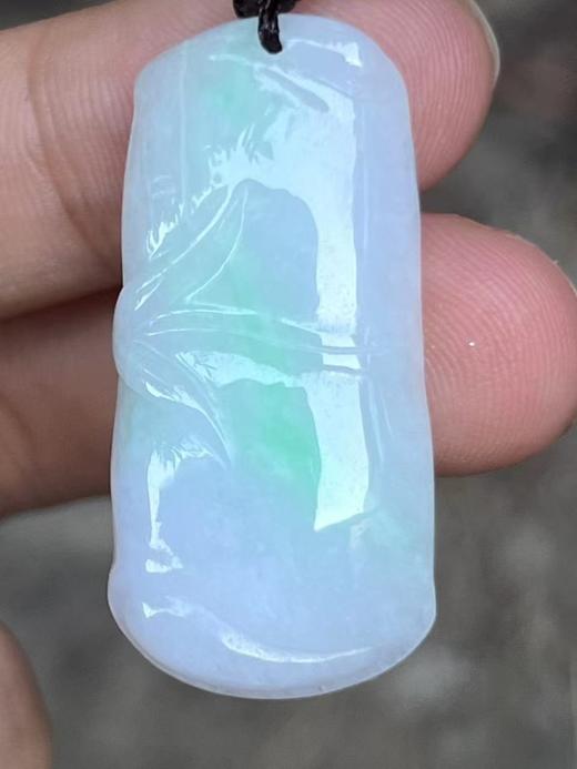 【云意轩翡翠】编号：9432  白底青翡翠竹节  天然翡翠 附证书 商品图1