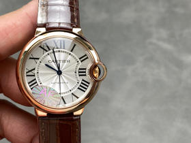 AF穷工极态，精雕细刻——卡地亚36mm自动机械蓝气球系列腕表
延续以往优异的产品质量更换全新包装和全新防伪标，让高品质更有识别性
【表壳】直径36毫米，原装一致！精钢材质表壳❕原版开模的❕❕