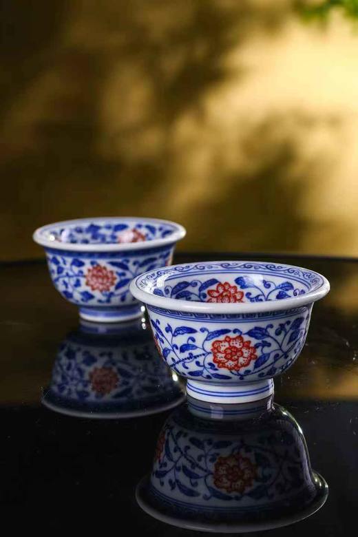 青花釉里红缠枝压手杯 商品图0