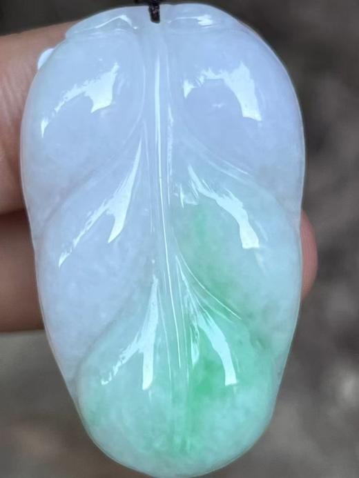 【云意轩翡翠】编号：9443 白底青金枝玉叶 天然翡翠 附证书 商品图2