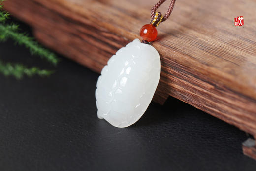 和田白玉【龟甲】吊坠 配精美挂绳 商品图1