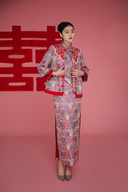 荷言HEYEN 花嫁 非遗并蒂喜字纹双面异色罗新娘旗袍手工葫芦盘扣高定系列 商品图1