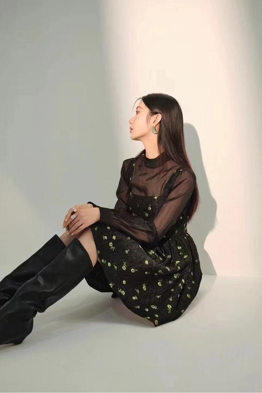 ANSUABEL 甜酷黑纱花朵肌理感连衣裙两件套装 18228 商品图5