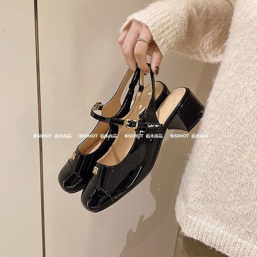 新品小香风女中空鞋909B52513（W） 商品图8