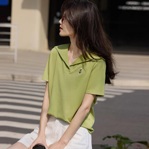 熙世界绿色海军领T恤短袖女2025夏季新款法式设计感正肩休闲上衣 商品图3
