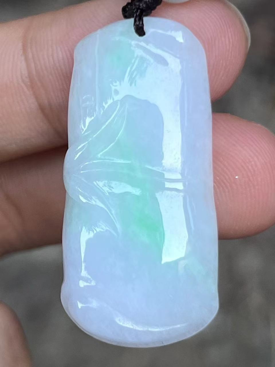 【云意轩翡翠】编号：9432  白底青翡翠竹节  天然翡翠 附证书