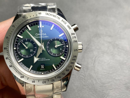 月球表Moon watch先锋之作，致敬经典。 欧米茄 超霸系列月之暗面腕表311.92.44.51.99.001
44.25毫米同轴计时表，3点位计时分针，9点位小秒针
机芯：9300双T黑摆轮❕❕ 商品图0