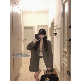 金蘑菇菇  马吉拉西装/哥本哈根穿衣法则