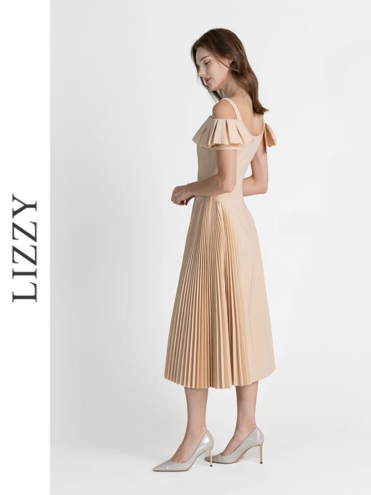 LIZZY法式赫本风露肩气质轻奢飞袖百褶大裙摆礼服宴会连衣裙8054 商品图3