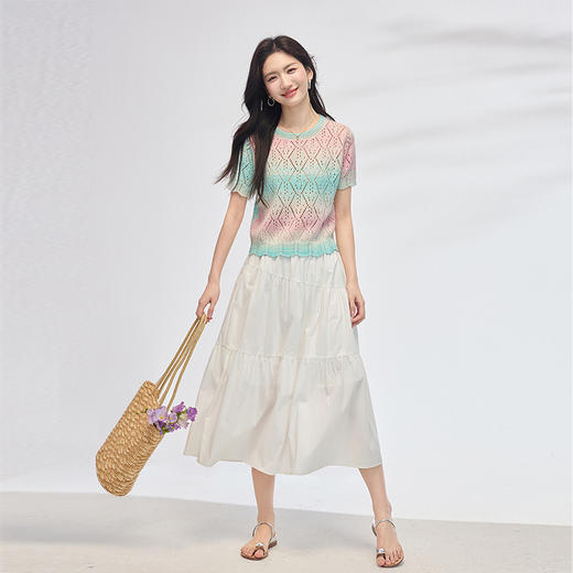 【周末秒杀】熙世界丁达尔渐变镂空短袖针织衫女薄款圆领短袖上衣2025夏季新款 商品图4