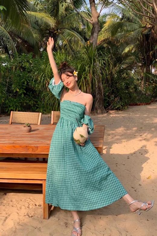 SIA SAYLOR 度假款绿色格纹抹胸泡泡袖连衣裙 18233 商品图2